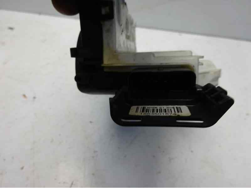 Recambio de cerradura puerta delantera derecha para peugeot 5008 premium referencia OEM IAM 9800623080  