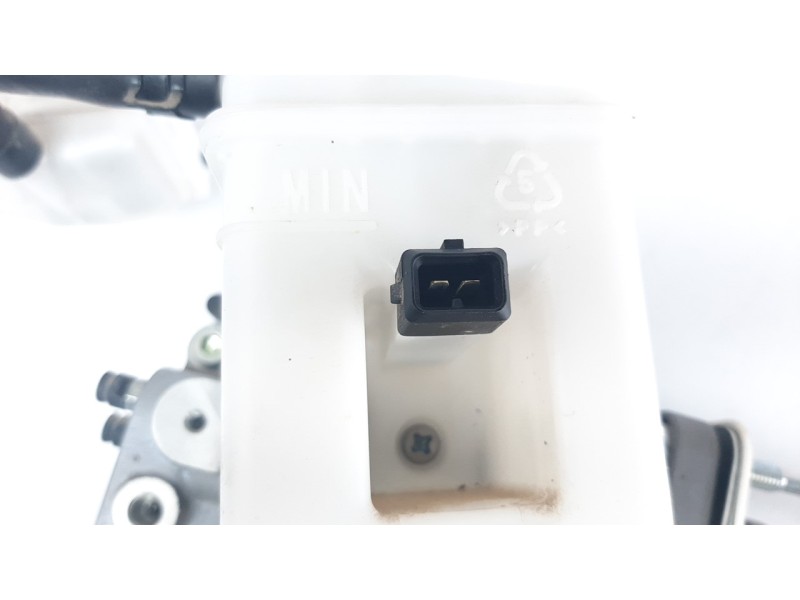 Recambio de abs para kia niro referencia OEM IAM 58500G5400  