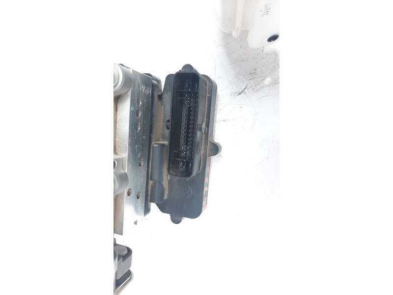 Recambio de abs para kia niro referencia OEM IAM 58500G5400  