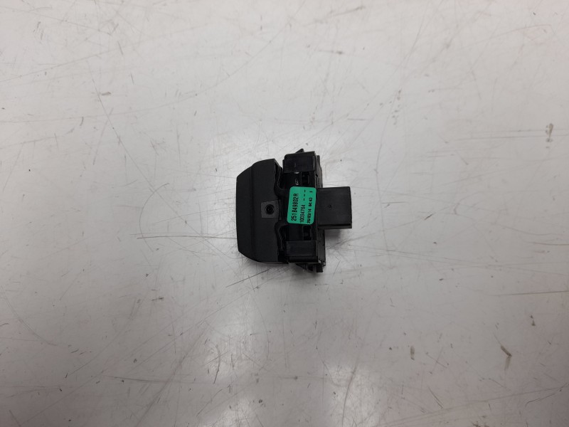 Recambio de interruptor para dacia sandero 1.5 dci diesel fap cat referencia OEM IAM 251B49802R  