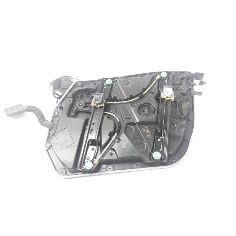 Recambio de elevalunas delantero izquierdo para mercedes-benz clase c (w205) familiar 2.1 cdi cat referencia OEM IAM 2057204923 