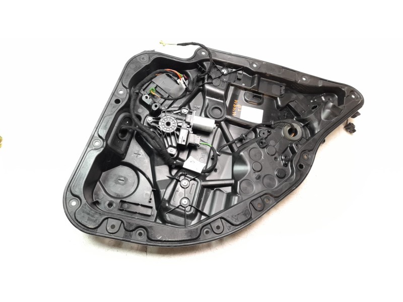 Recambio de elevalunas trasero derecho para mercedes-benz clase c (w205) familiar 2.1 cdi cat referencia OEM IAM A2055409206  
