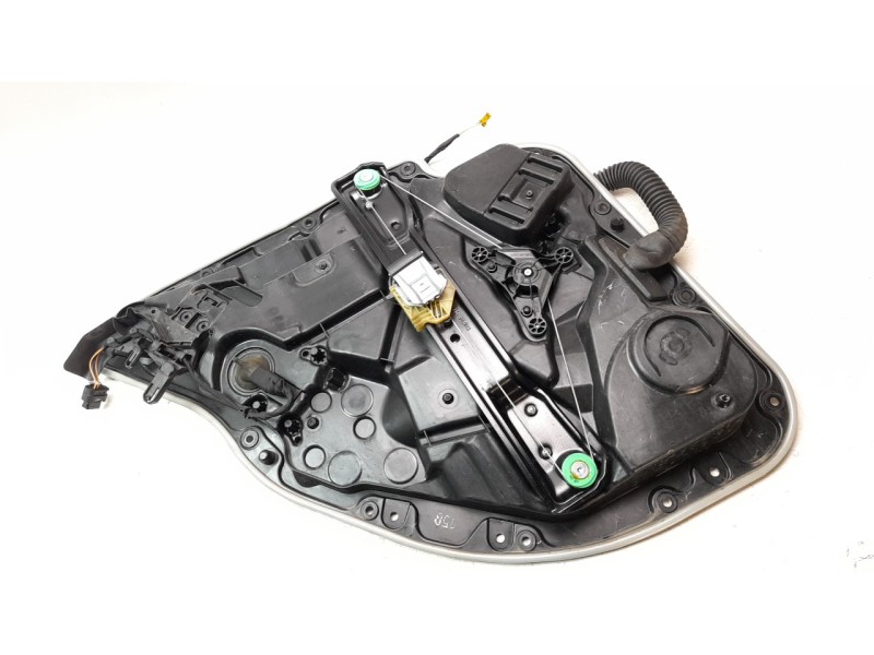 Recambio de elevalunas trasero derecho para mercedes-benz clase c (w205) familiar 2.1 cdi cat referencia OEM IAM A2055409206  