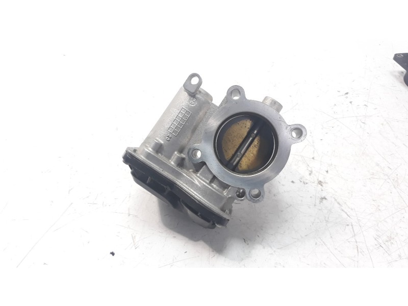 Recambio de caja mariposa para kia ceed 1.4 tgdi cat referencia OEM IAM 3510008200  