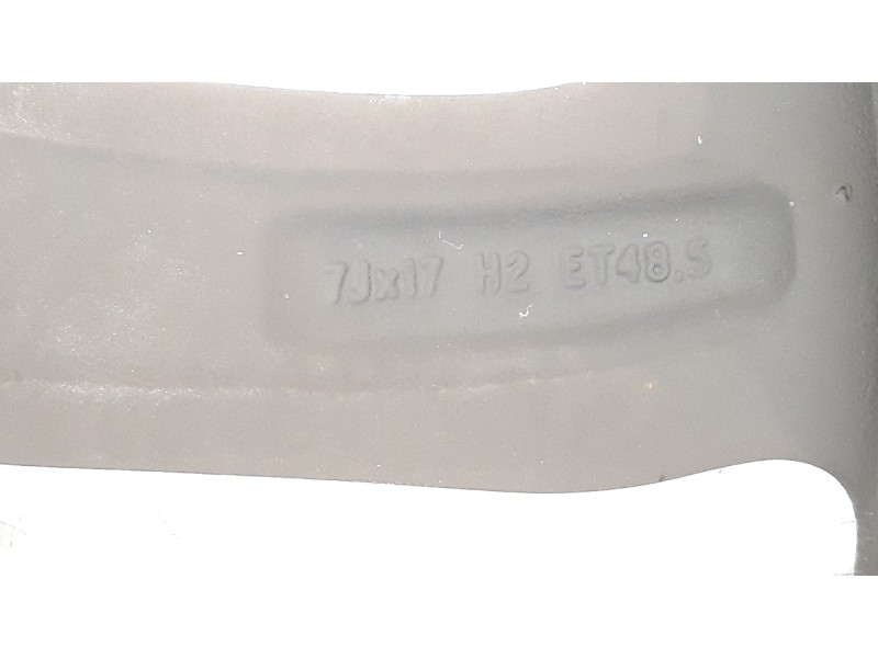 Recambio de llanta para mercedes-benz clase c (w205) familiar 2.1 cdi cat referencia OEM IAM 2054010200  