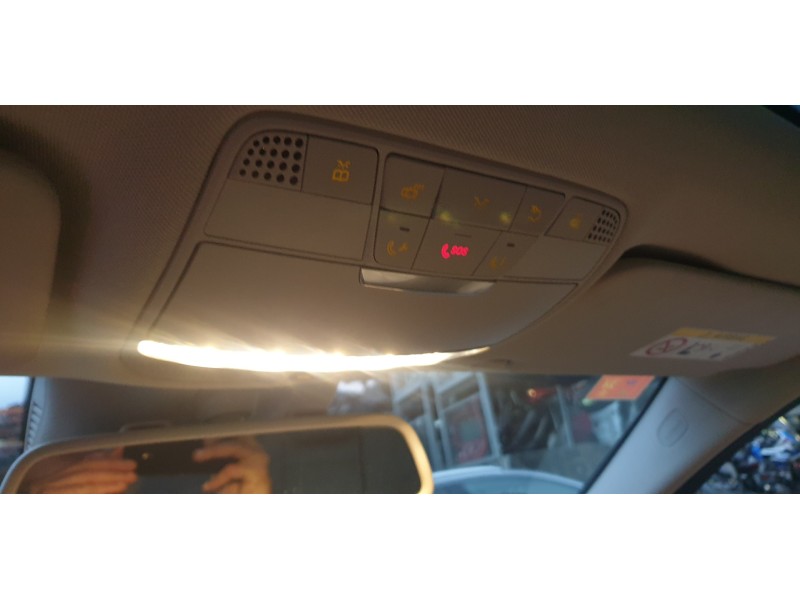 Recambio de luz interior para mercedes-benz clase c (w205) familiar 2.1 cdi cat referencia OEM IAM 00090088159051  