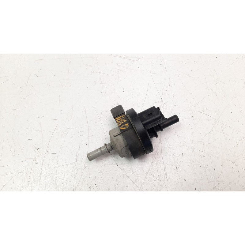 Recambio de valvula aire adicional para renault megane iv berlina 5p 1.2 tce energy referencia OEM IAM 269516045R  
