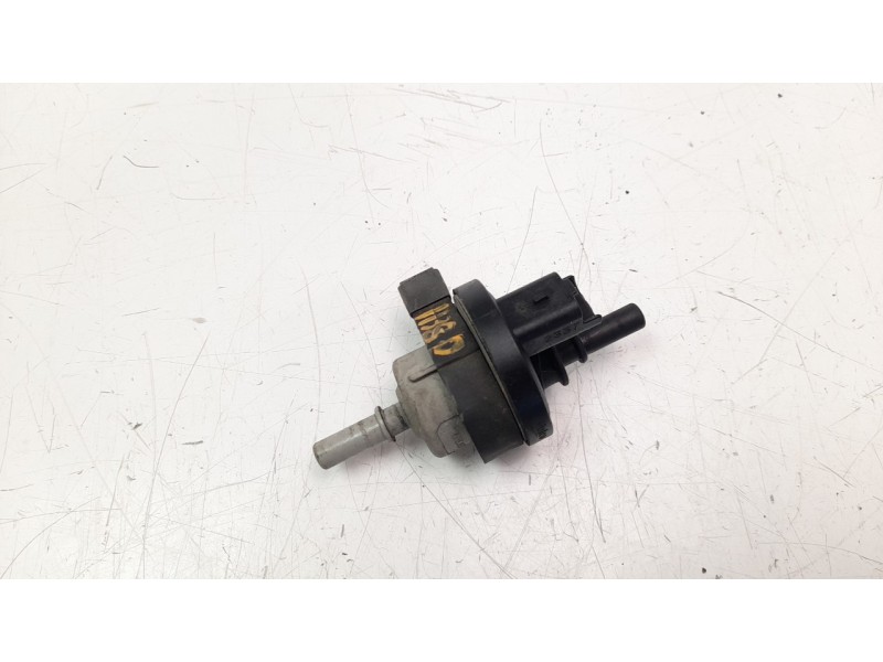 Recambio de valvula aire adicional para renault megane iv berlina 5p 1.2 tce energy referencia OEM IAM 269516045R  
