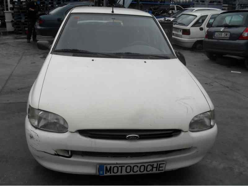 ford escort berlina/turnier del año 1996