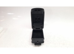 Recambio de apoyabrazos central para mazda 3 berlina (bk) 1.6 cd diesel cat referencia OEM IAM BP4K6445X   2