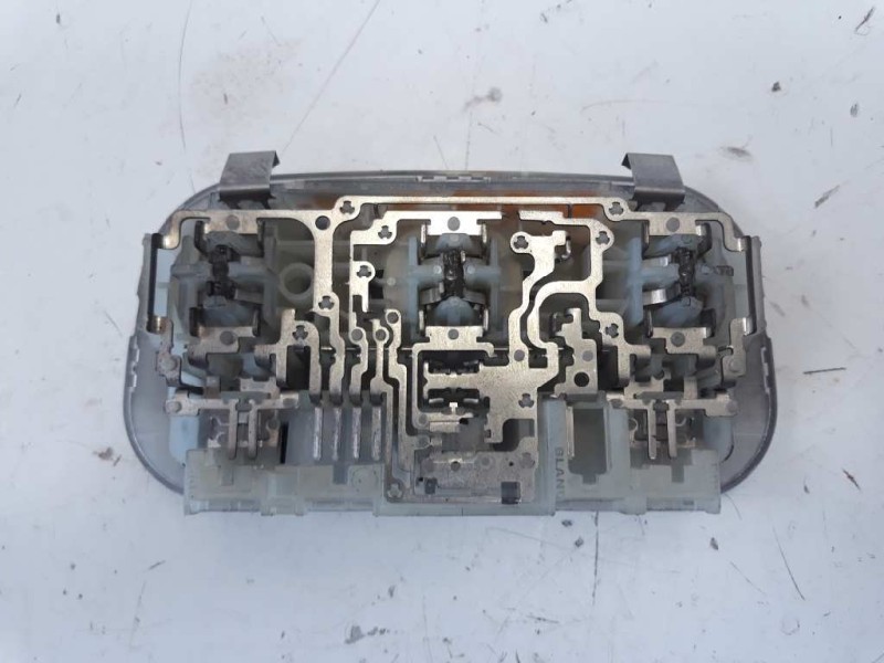 Recambio de luz interior para peugeot 5008 premium referencia OEM IAM   