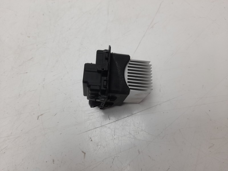 Recambio de resistencia calefaccion para peugeot 2008 (--.2013) allure referencia OEM IAM T1000034ZC  
