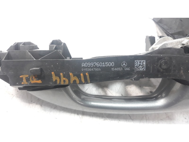 Recambio de maneta exterior delantera izquierda para mercedes-benz clase c (w205) familiar 2.1 cdi cat referencia OEM IAM 099760