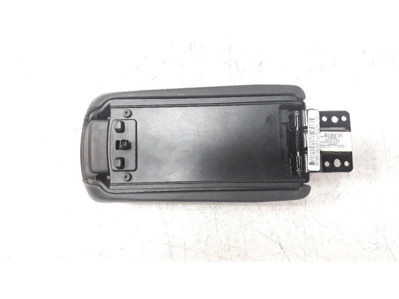 Recambio de apoyabrazos central para jeep compass ii business 4x2 referencia OEM IAM 5ZK07LA3AB 2031563XW1 
