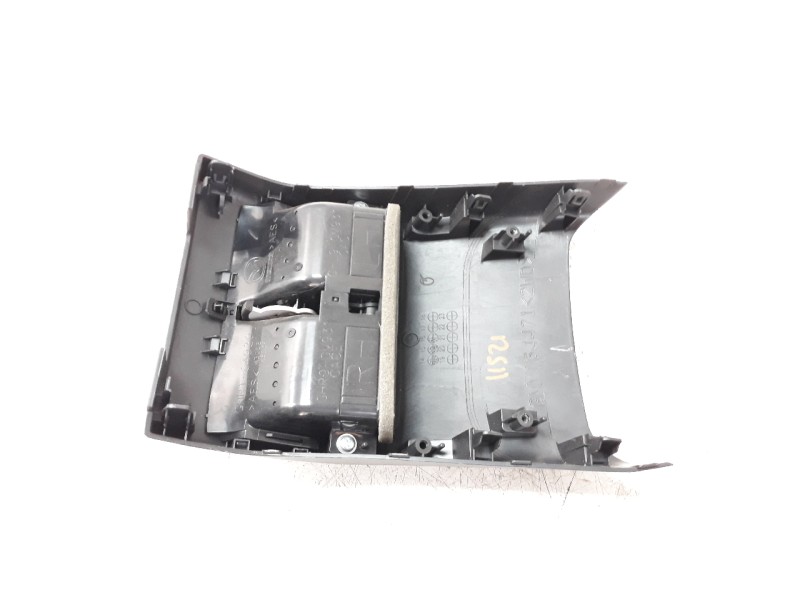 Recambio de rejilla aireadora para mazda 6 lim. (gh)(.2012) 2.2 turbodiesel cat referencia OEM IAM GHR9GM931  