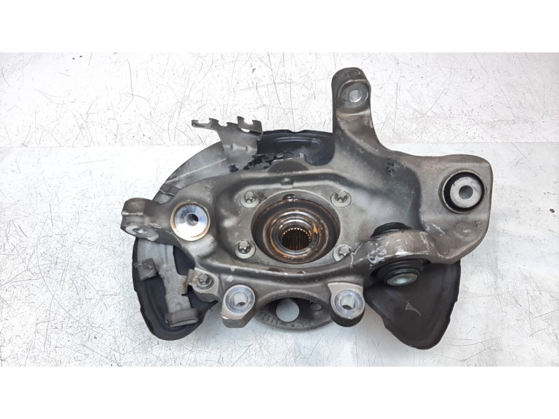 Recambio de mangueta trasera izquierda para mercedes-benz clase c (w205) familiar 2.1 cdi cat referencia OEM IAM A2053500141  