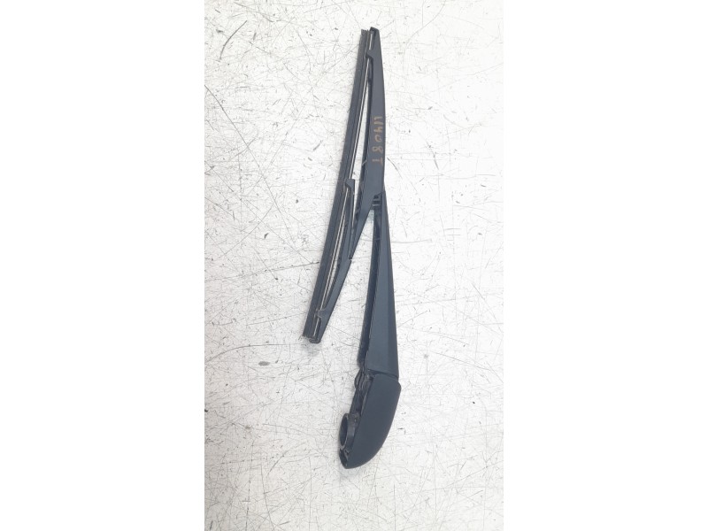 Recambio de brazo limpia trasero para jeep compass ii business 4x2 referencia OEM IAM 68358389AA  