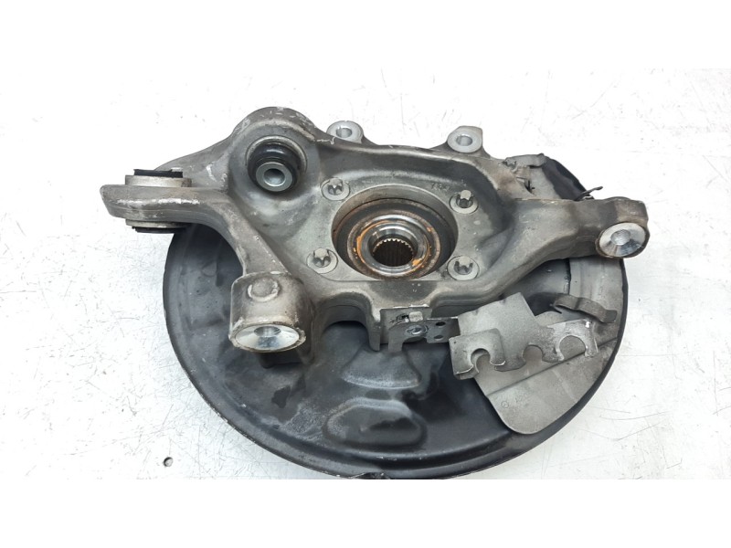 Recambio de mangueta trasera izquierda para mercedes-benz clase c (w205) familiar 2.1 cdi cat referencia OEM IAM A2053500141  