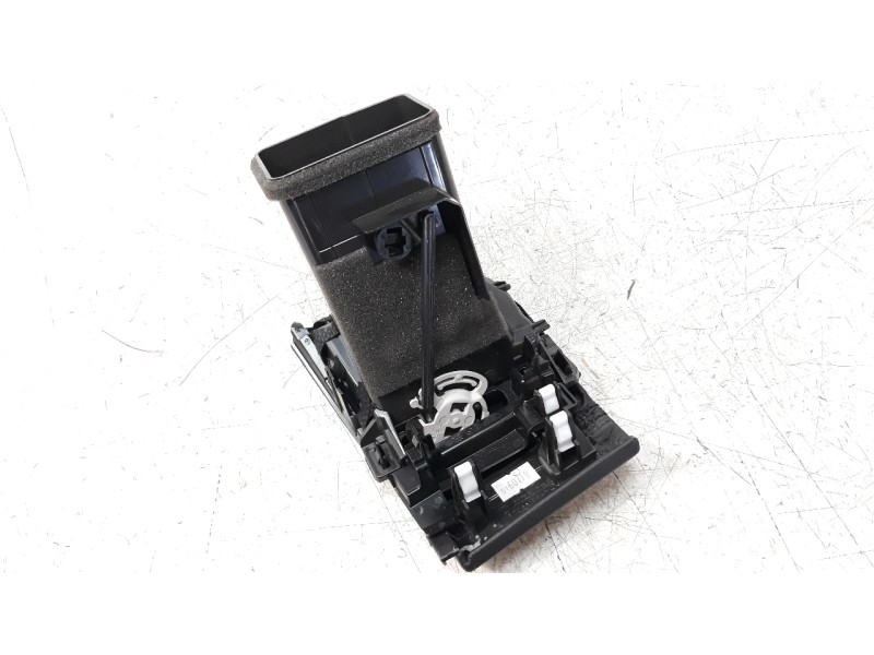 Recambio de rejilla aireadora para mazda 6 lim. (gh)(.2012) 2.2 turbodiesel cat referencia OEM IAM GMG564830  