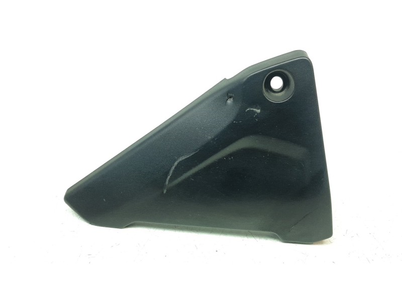 Recambio de moldura para bmw r 1200 r r 1200 r referencia OEM IAM 46638523155  