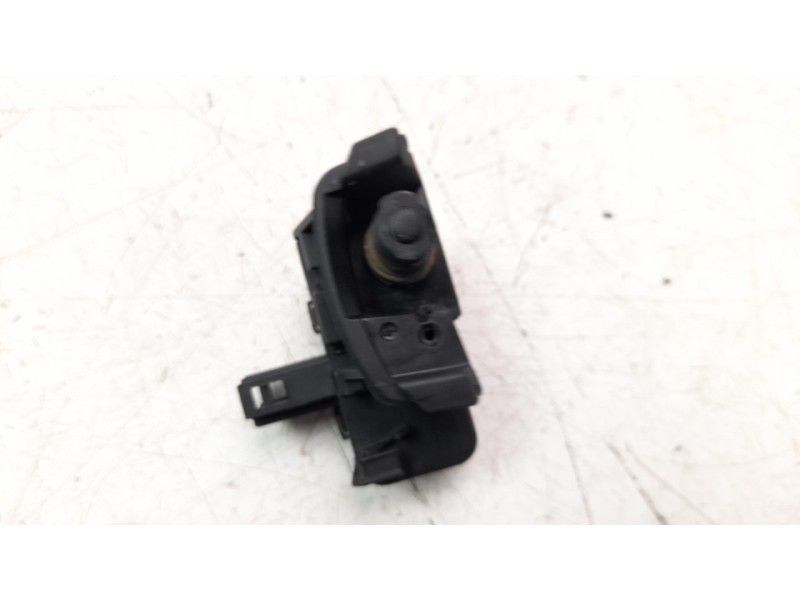 Recambio de tapa exterior combustible para audi q5 (8r) 2.0 16v tfsi referencia OEM IAM 8K0862153F  