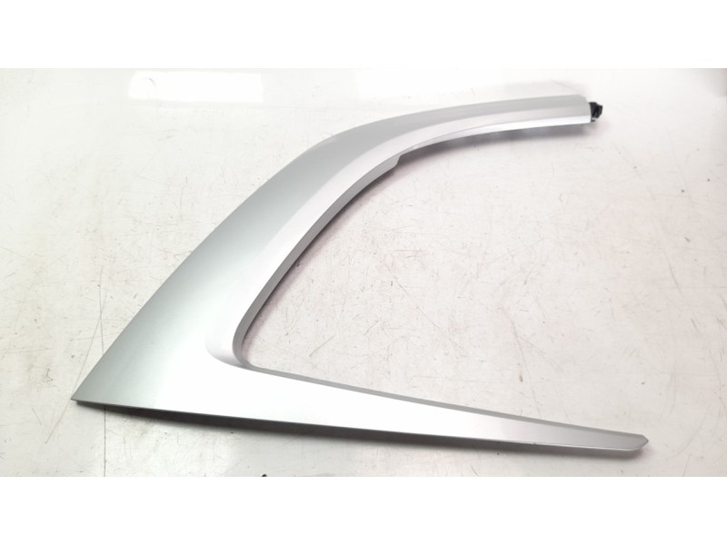 Recambio de moldura para citroen c4 grand picasso 2.0 blue-hdi fap referencia OEM IAM 96776507  