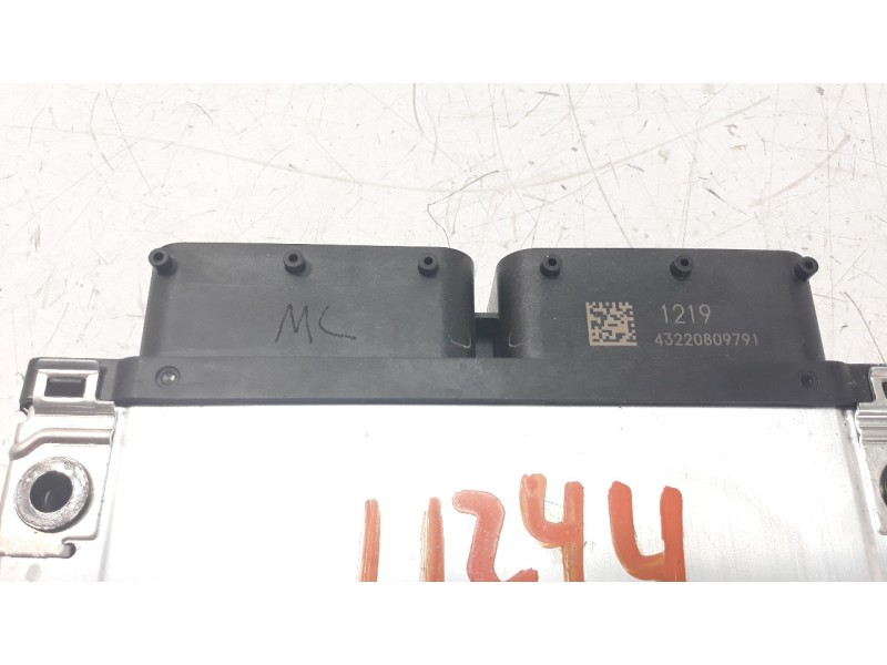 Recambio de centralita motor uce para hyundai i20 active 1.0 tgdi cat referencia OEM IAM 9001300219KF  