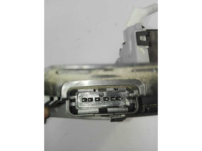 Recambio de cerradura puerta trasera izquierda para peugeot 5008 access referencia OEM IAM   