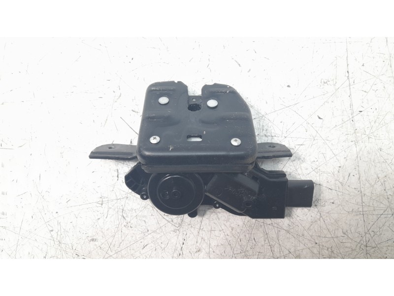 Recambio de cerradura maletero / porton para jeep compass ii business 4x2 referencia OEM IAM 68247936AE  