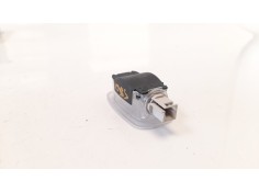 Recambio de luz interior para mercedes-benz clase c (w205) lim. c 220 cdi bluetec (205.004) referencia OEM IAM A0028202101   2