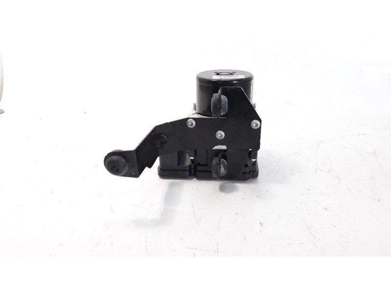 Recambio de abs para volvo v40 2.0 diesel cat referencia OEM IAM P31423315  