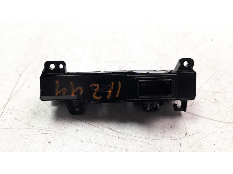 Recambio de interruptor para hyundai i20 active 1.0 tgdi cat referencia OEM IAM 930000160  