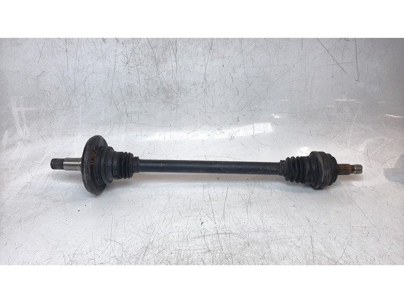 Recambio de transmision trasera izquierda para mercedes-benz clase c (w205) familiar 2.1 cdi cat referencia OEM IAM 2053503919  