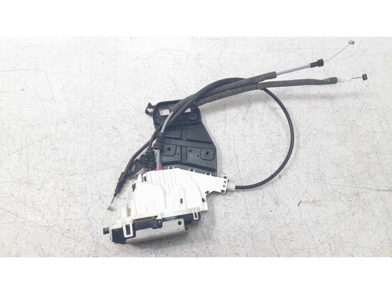 Recambio de cerradura puerta trasera derecha para jeep compass ii business 4x2 referencia OEM IAM 68466852AA  