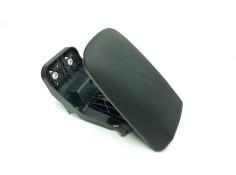 Recambio de apoyabrazos central para volvo v40 2.0 diesel cat referencia OEM IAM 31366331   2