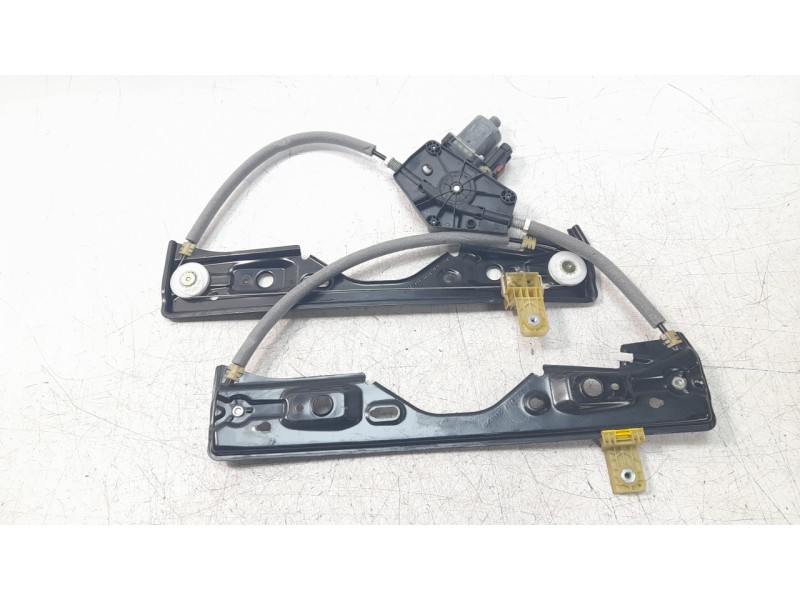 Recambio de elevalunas delantero derecho para jeep compass ii business 4x2 referencia OEM IAM 68292082AA  