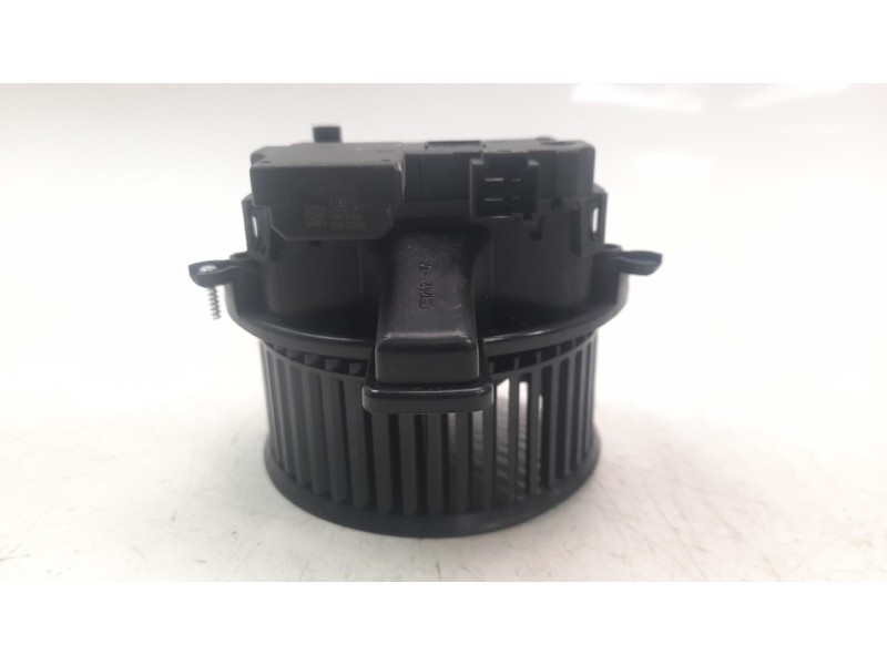 Recambio de ventilador calefaccion para audi q5 (fyb) 2.0 16v tdi referencia OEM IAM 4M1820021C  
