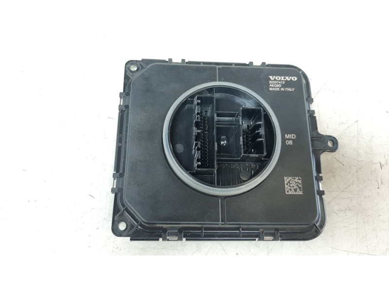 Recambio de centralita luces para volvo xc60 business plus awd referencia OEM IAM 32337413  