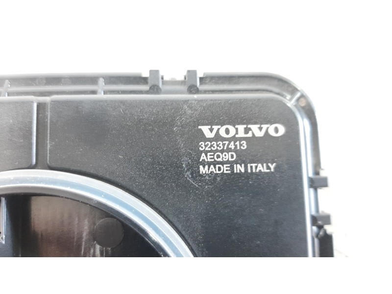 Recambio de centralita luces para volvo xc60 business plus awd referencia OEM IAM 32337413  