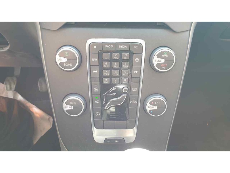Recambio de mando climatizador para volvo v40 2.0 diesel cat referencia OEM IAM 3923602Y5CS  