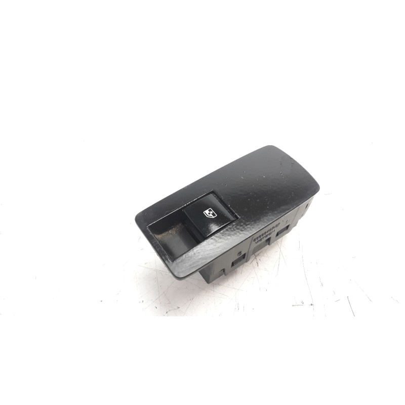 Recambio de mando elevalunas trasero derecho para opel insignia berlina 2.0 16v cdti referencia OEM IAM 13301888 IAF430077 