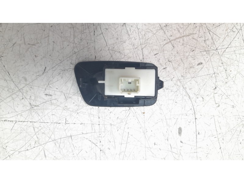 Recambio de mando elevalunas trasero izquierdo para jeep compass ii business 4x2 referencia OEM IAM 6BZ29LXHAA  