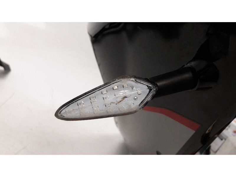 Recambio de piloto delantero derecho para bmw f 800 gt referencia OEM IAM 63138534352  