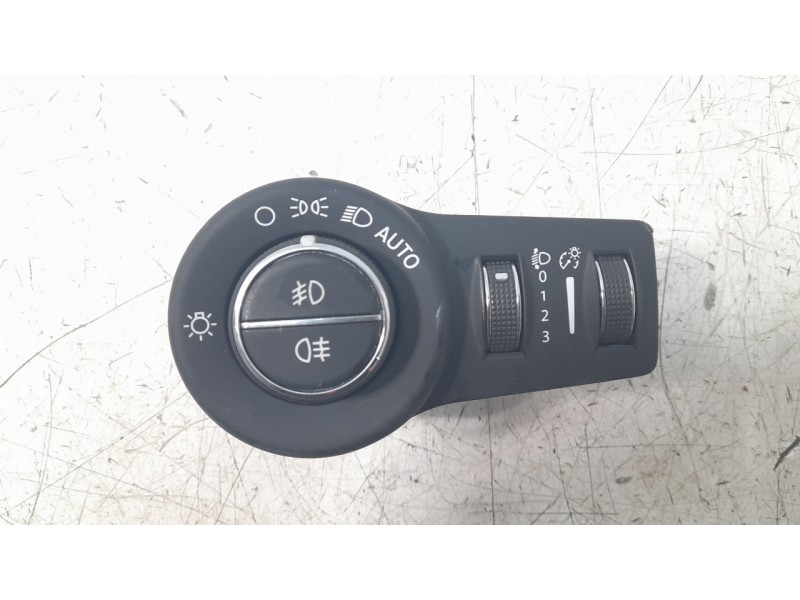 Recambio de mando luces para jeep compass ii business 4x2 referencia OEM IAM 5XN69LXHAB  