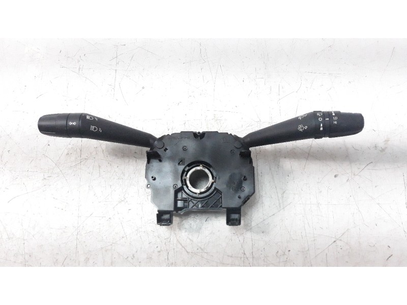 Recambio de mando multifuncion para jeep compass ii business 4x2 referencia OEM IAM 6UW39LXHAA  