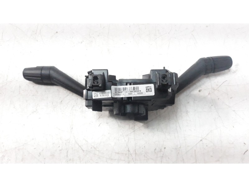 Recambio de mando multifuncion para jeep compass ii business 4x2 referencia OEM IAM 6UW39LXHAA  