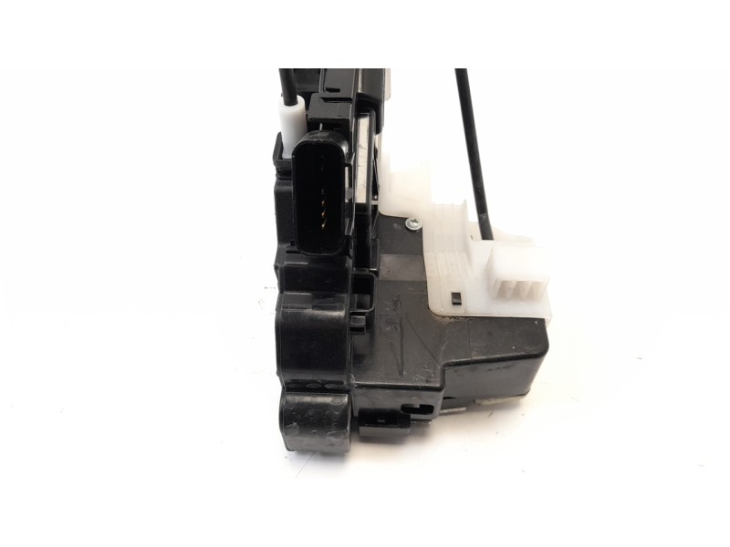 Recambio de cerradura puerta delantera izquierda para hyundai i20 1.2 16v cat referencia OEM IAM 81310C8020  