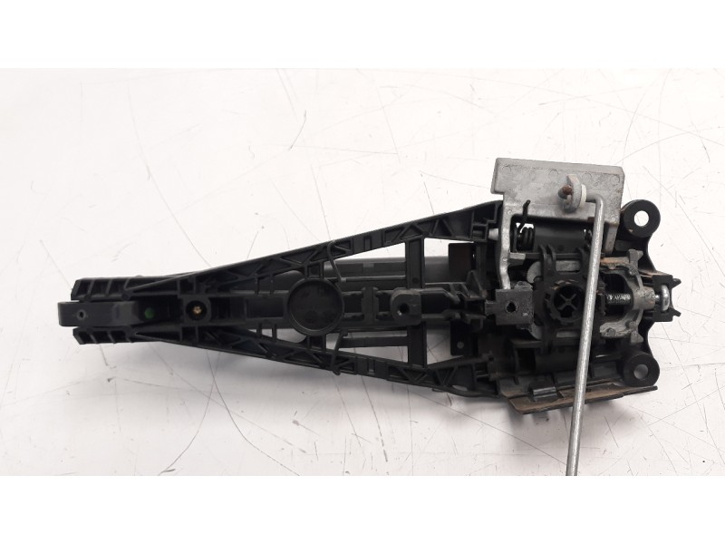 Recambio de maneta exterior delantera derecha para opel insignia berlina 2.0 16v cdti referencia OEM IAM 92233089  