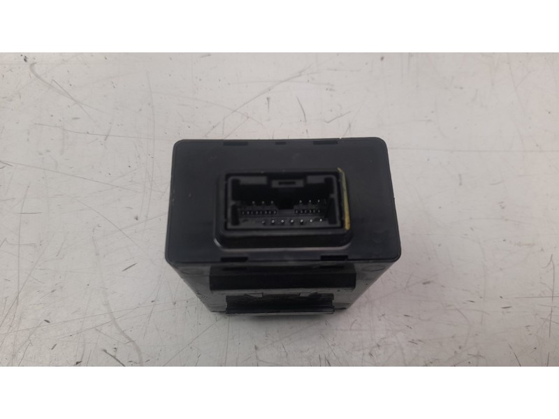Recambio de modulo electronico para kia rio (yb) 1.2 cat referencia OEM IAM 95210H800  
