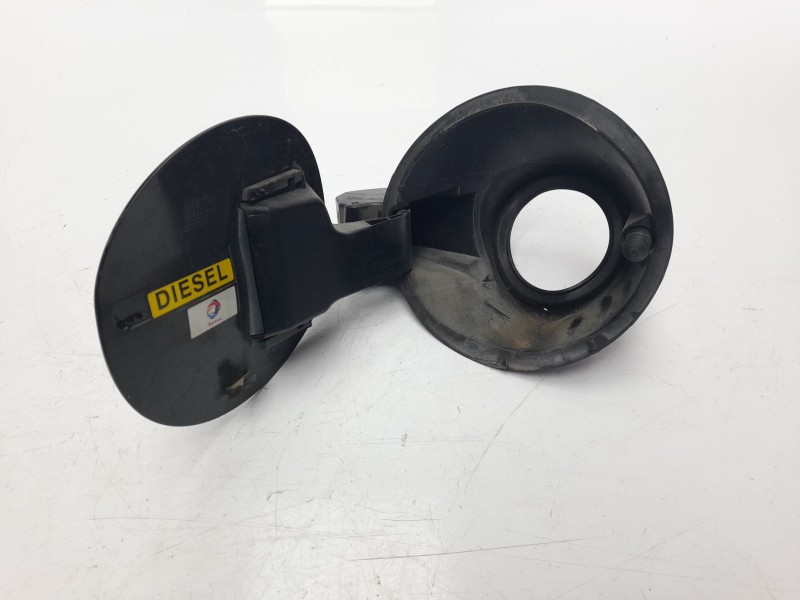 Recambio de tapa exterior combustible para peugeot 2008 (--.2013) allure referencia OEM IAM 96777638880  